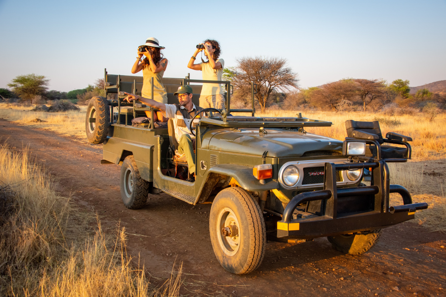 Bezpieczeństwo. Współpracujemy tylko ze sprawdzonymi partnerami i przewodnikami z licencjami